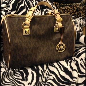 Michael Kors Brown handbag