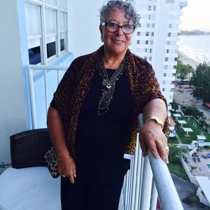 Meet your Posher, Nancy