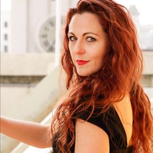 Meet your Posher, Liz