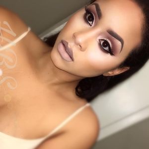 Meet your Posher, Hiddenbeauty