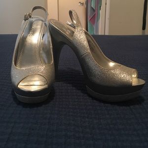 Silver / Sparkly Bakers Pumps