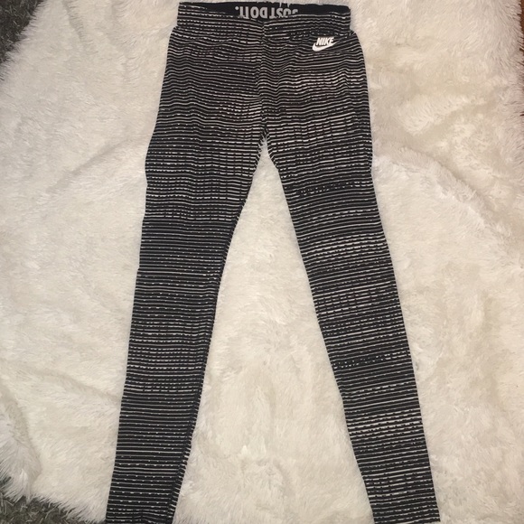 NIKE leggings ✔️