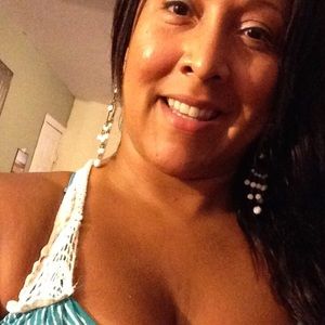 Meet your Posher, Joy