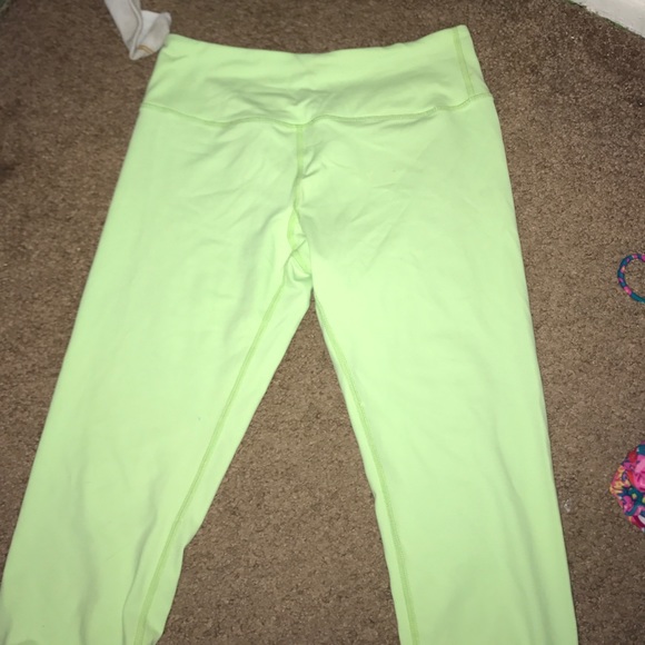 Green Lululemon leggings!