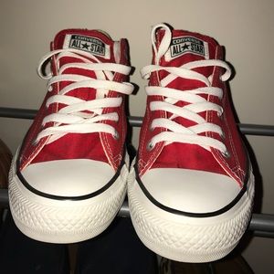 Converse All Star Chucks in Red size 9.5