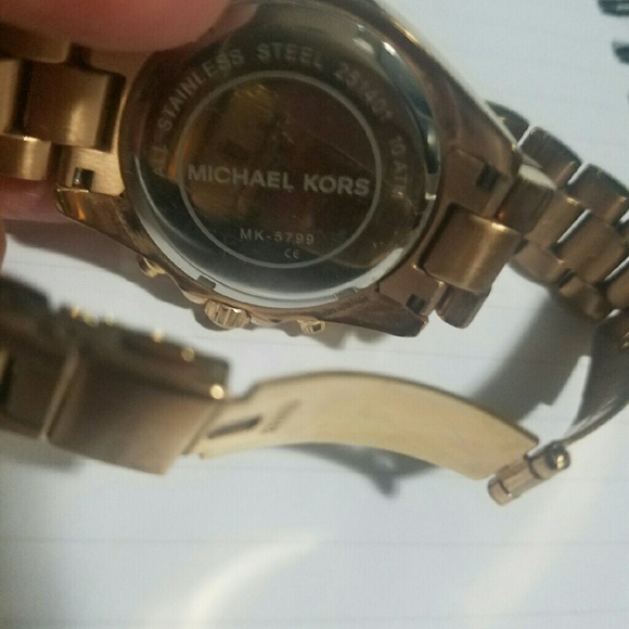 MK watch