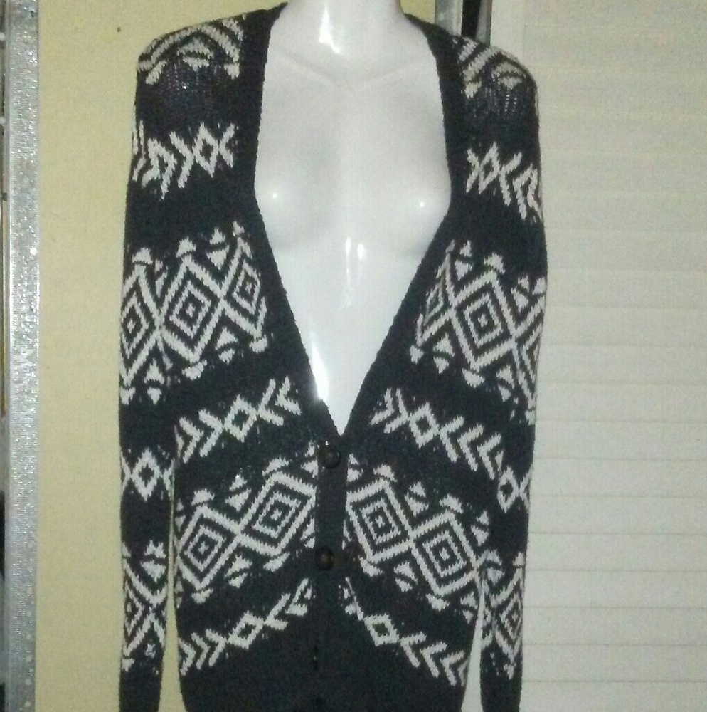 CLEARANCE Hollister sweater
