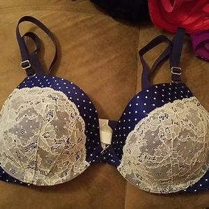 Covertable strap lace and polka bra