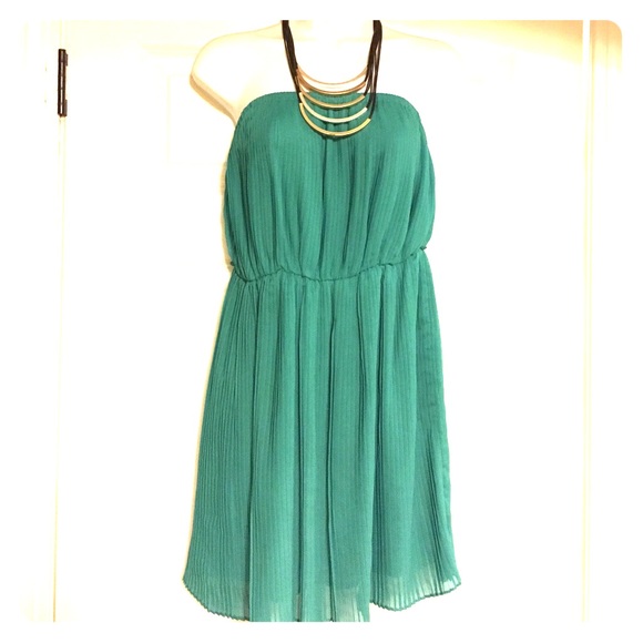Strapless Mini Pleat Dress🎀