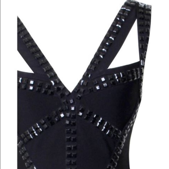 NWT  white Beaded bandage fringe dress - Picture 7 of 7