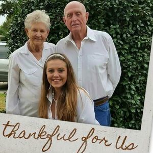 Meet your Posher, Victoria