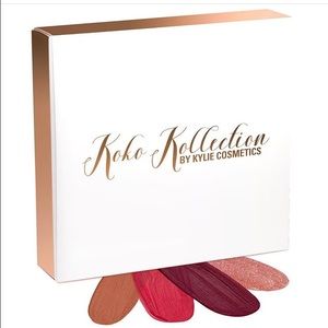 Kylie lip gloss in damn Gina!