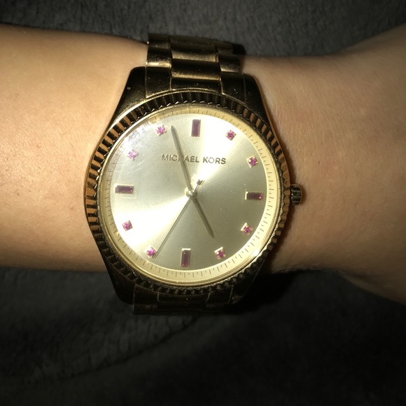 Michael Kors watch - Picture 2 of 3