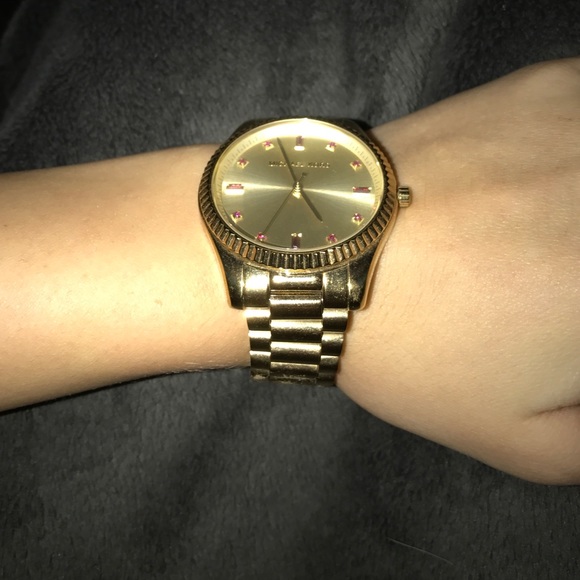 Michael Kors watch - Picture 3 of 3
