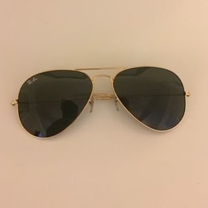 Ray ban aviator sunglasses