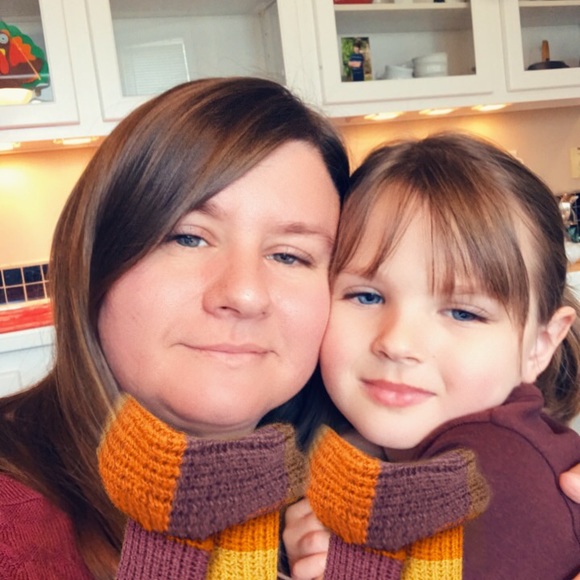 Welcome to my closet! - Picture 4 of 5