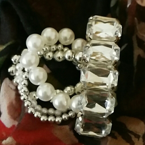 Multi bracelets - Picture 2 of 3
