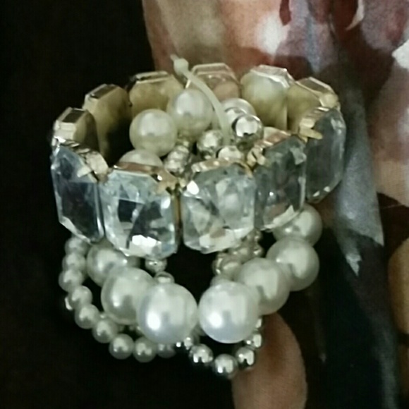 Multi bracelets - Picture 3 of 3