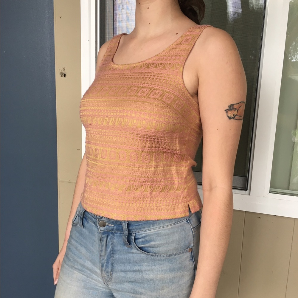 Rosy Gold Top