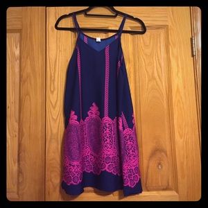 NWOT‼️ Adorable Navy & Hot Pink Flowy Top!