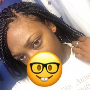 Meet your Posher, Samira