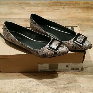 Banana Republic Reptile Pony Toe