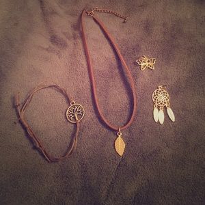 3 piece jewelry assortment