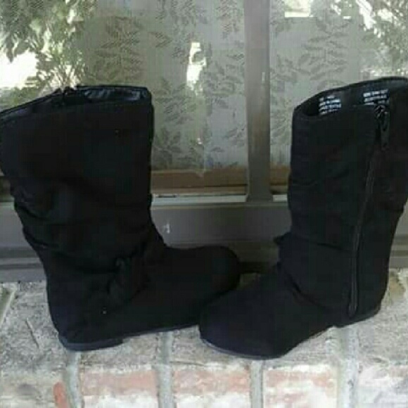 SUEDE GIRLS BOOTS