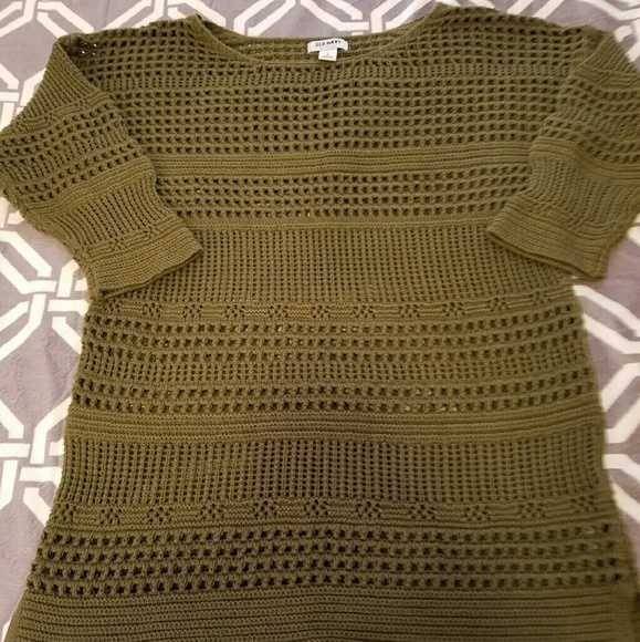 Old Navy Sweater