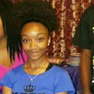 Meet your Posher, Markia