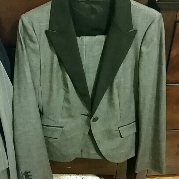 Express women's suit