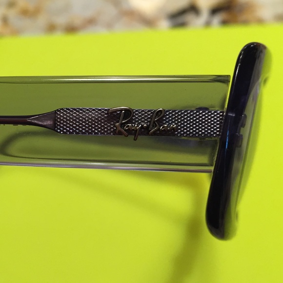 Ray- Ban Sunglasses - Picture 3 of 4