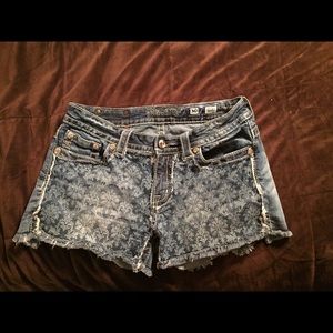 Miss Me Blue Jean Shorts 3 1/2" Inseam
