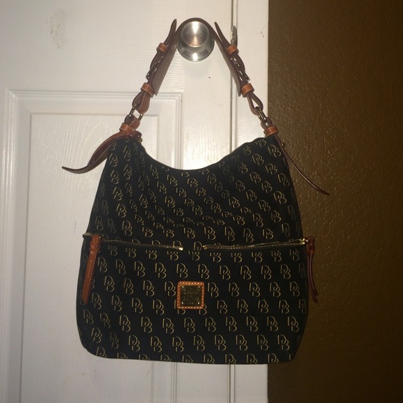 Dooney and bourke shoulder bag