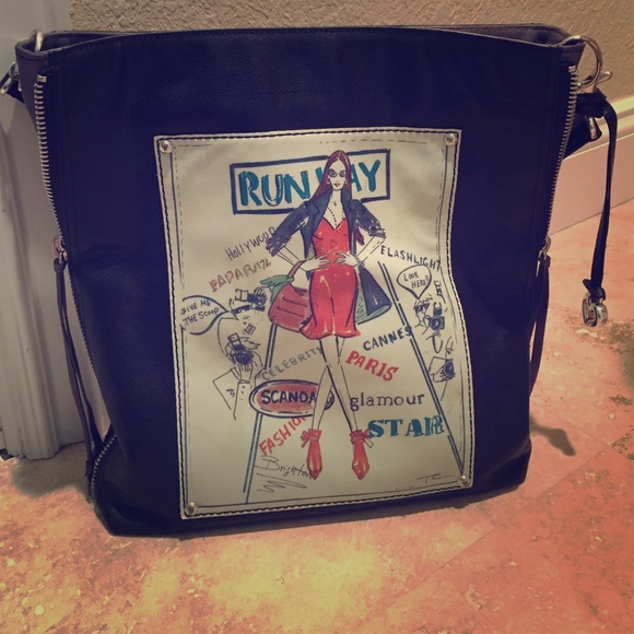 Brighton Runway Bag