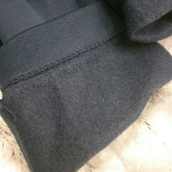 See New Listing - Picture 3 of 4