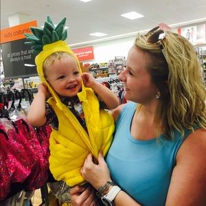 Meet your Posher, Holly