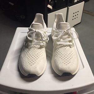 Adidas Ultra Boost "Triple White"