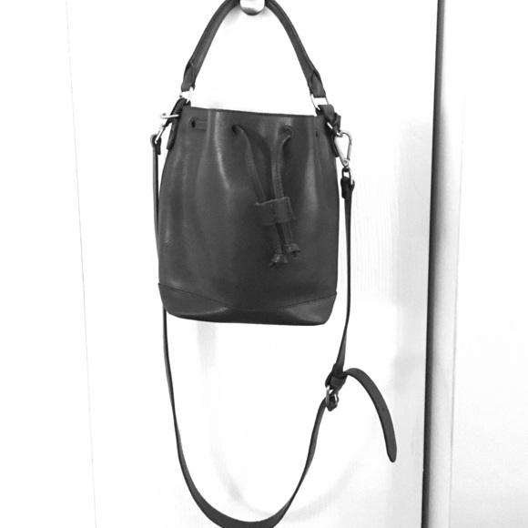 Madewell gray leather bucket tote