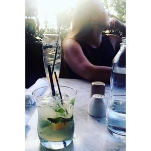 Meet your Posher, Emma