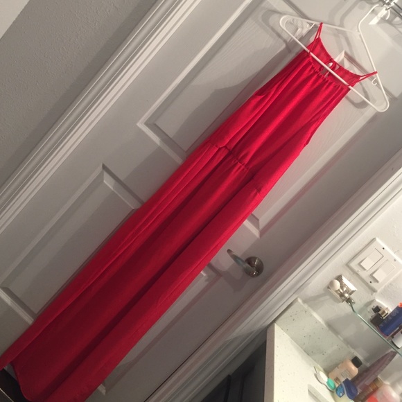BRAND NEW BCBG red halter dress