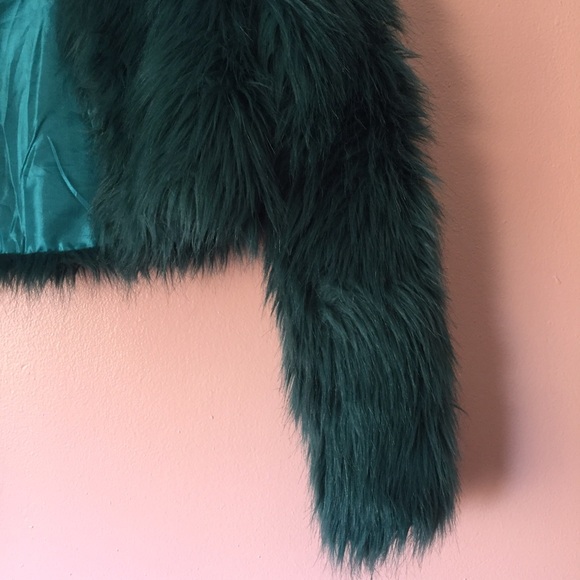 🍾HP🍾Motel Jungle Green Faux Fur Jacket - Picture 4 of 4