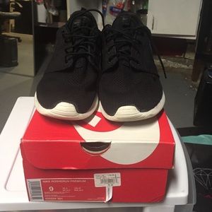 Nike Roshe Run "Black/Grey"