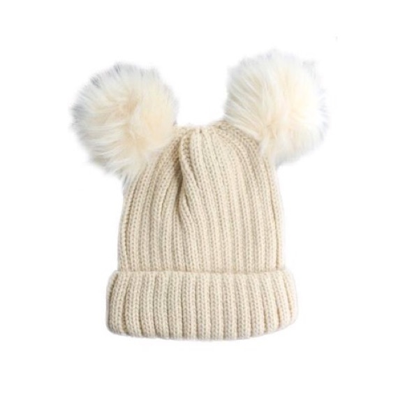 Accessories - NWT DOUBLE FUR POM POM KNIT BEANIE HAT