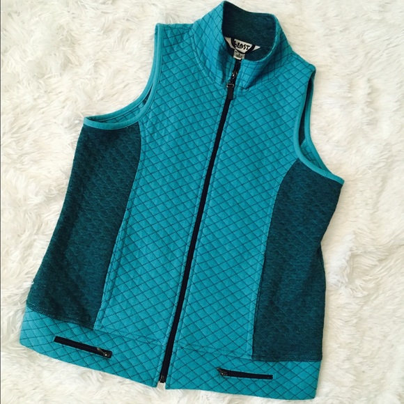 Teal Vest ❄️