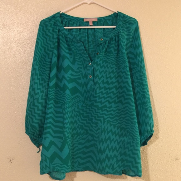 Banana Republic Green Chevron Silk Blouse - Picture 1 of 4