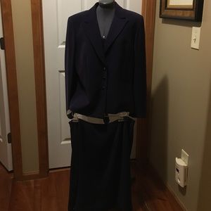 Tahari 3 piece eggplant suit