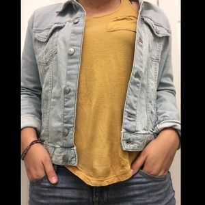 Mustard yellow tank