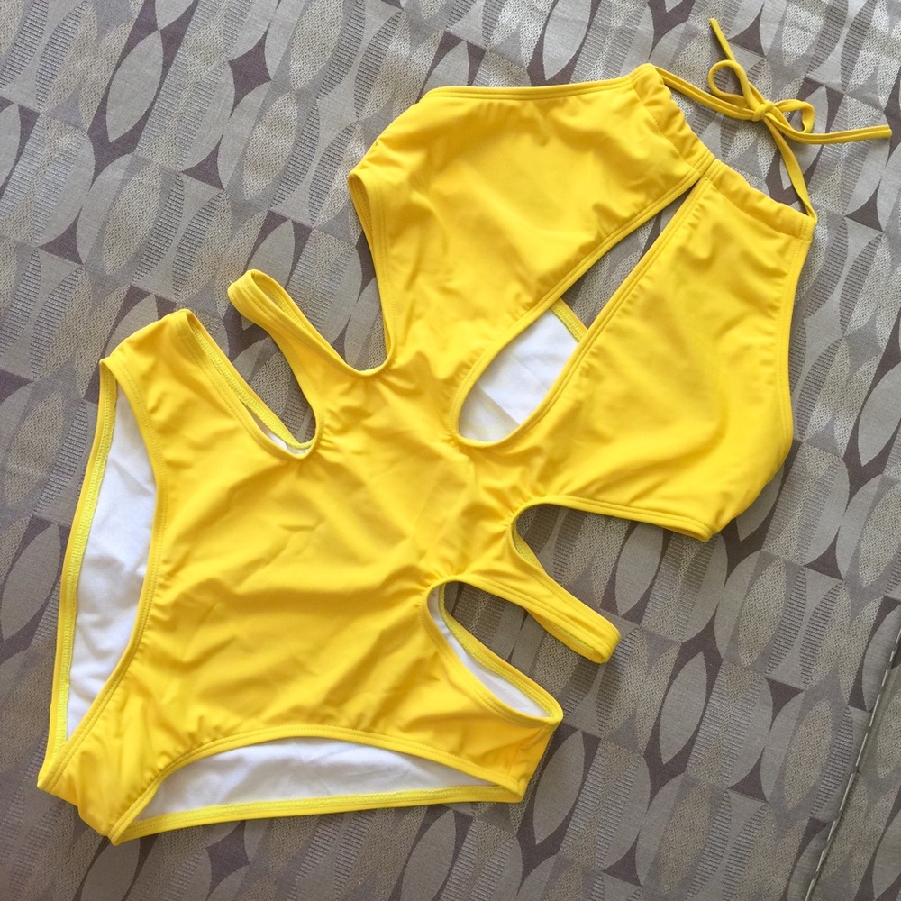 Sexy yellow cutout halter monokini - Picture 6 of 8