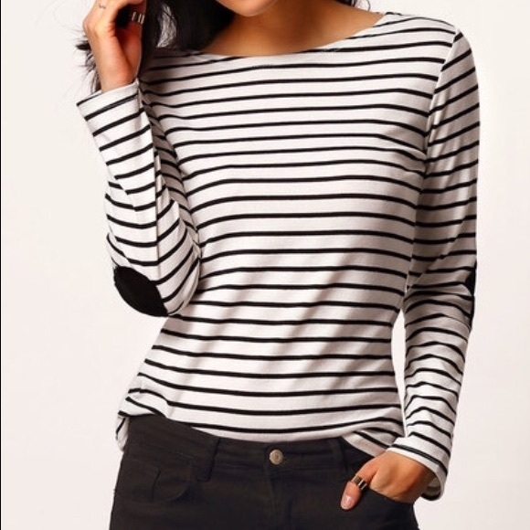 Black and white striped t-shirt